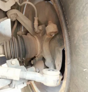 Figura 2 – Falha do terminal de direção durante curva em baixa velocidade.